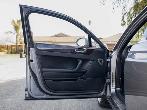 Used 2006 Bentley Flying Spur Flying Spur image 31