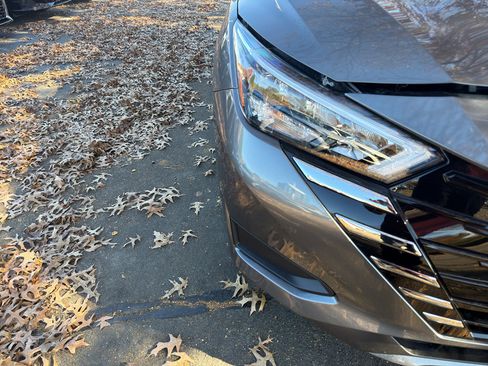 New 2025 Nissan Versa S image 10