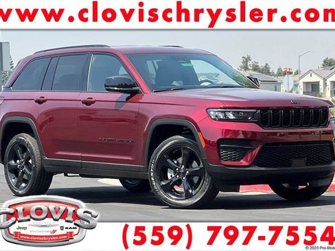 New 2025 Jeep Grand Cherokee Altitude image 1