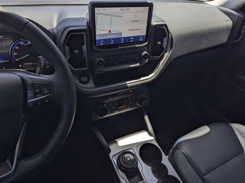 Certified 2022 Ford Bronco Sport Outer Banks AWD/4WD image 10