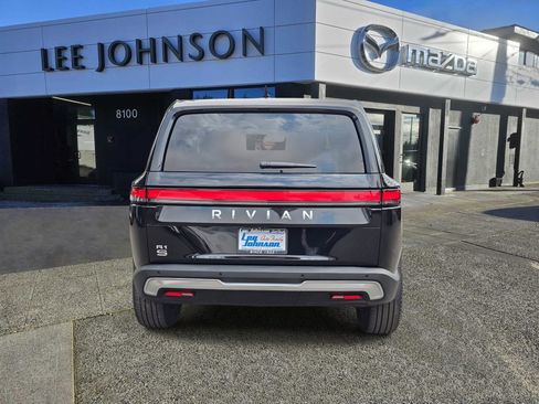 Used 2024 Rivian R1S Adventure AWD/4WD image 4