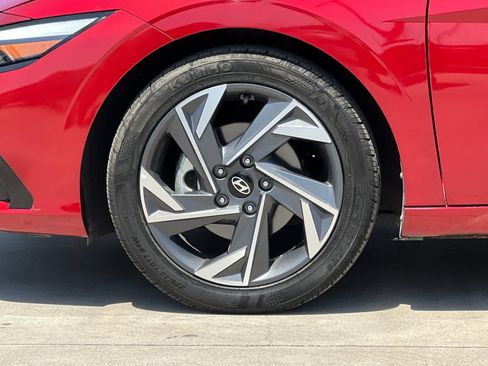 Used 2024 Hyundai Elantra Limited FWD image 27