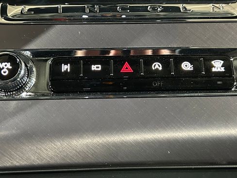 New 2026 Lincoln Aviator AWD image 85