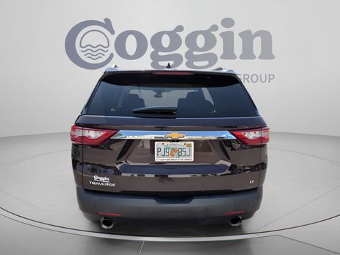 Certified 2020 Chevrolet Traverse LT w/ LT Premium Package FWD image 4