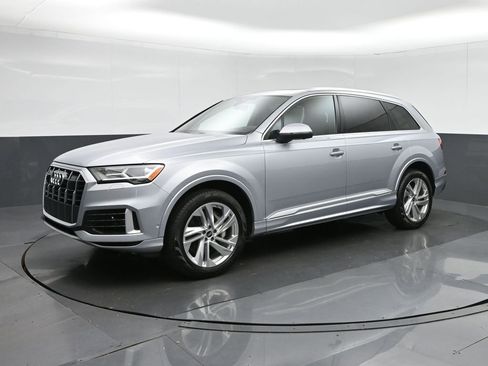 Used 2022 Audi Q7 3.0T Premium Plus w/ Premium Plus Package image 3