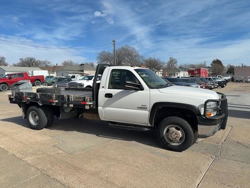 Used 2002 Chevrolet Silverado 3500 LS w/ Off-Road Skid Plate Pkg image 5