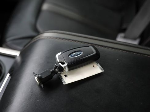 Used 2021 Ford F250 Platinum w/ FX4 Off-Road Package image 69