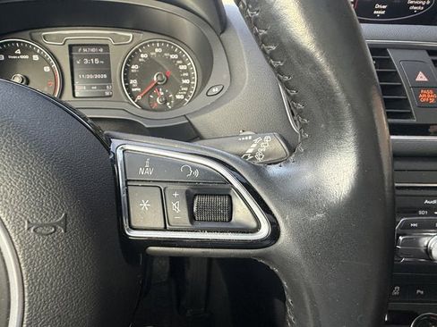 Used 2018 Audi Q3 2.0T Premium Plus w/ Premium Plus Package image 23