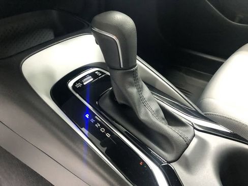 Used 2024 Toyota Corolla SE image 24