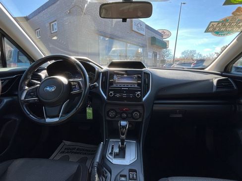 Used 2018 Subaru Crosstrek 2.0i Premium image 16