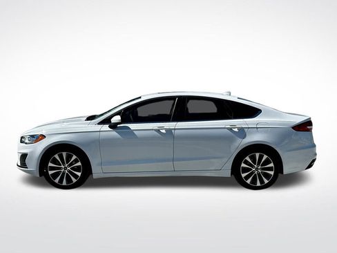 Used 2020 Ford Fusion SE image 3