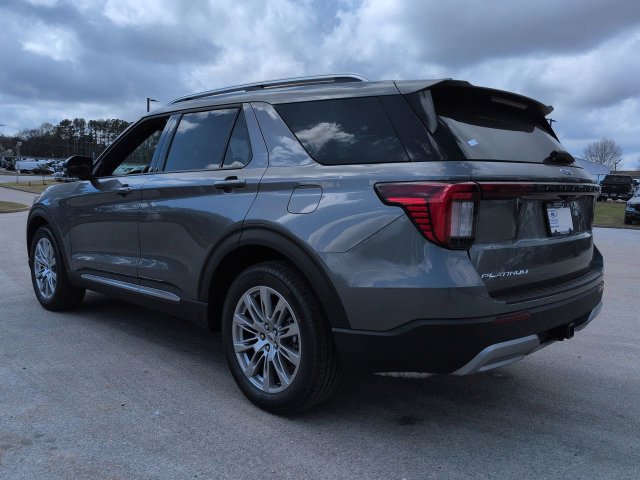New 2026 Ford Explorer Platinum RWD image 6