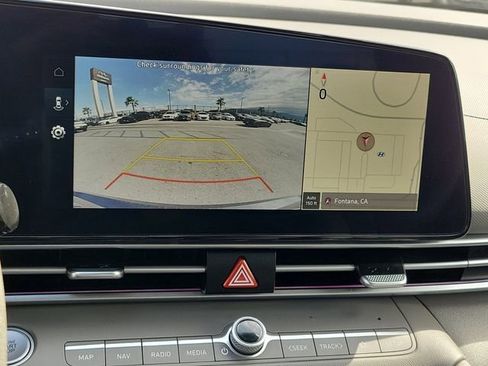 Certified 2024 Hyundai Elantra SEL FWD image 12