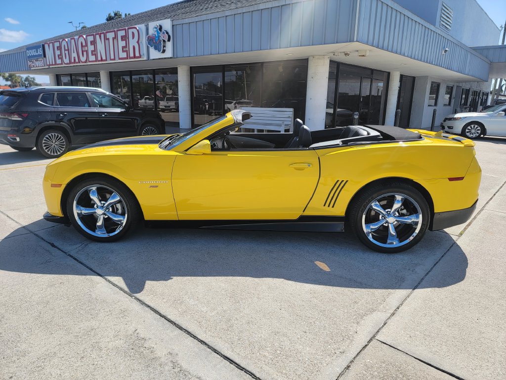Used 2012 Chevrolet Camaro LT w/ RS Package RWD image 2