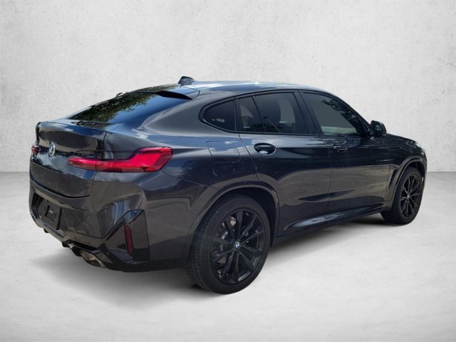 Used 2022 BMW X4 xDrive30i w/ M Sport Package 2 AWD/4WD image 5