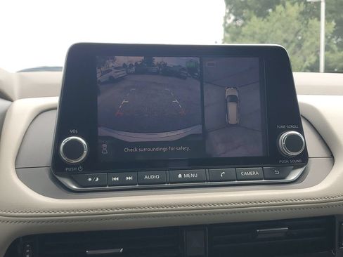 Used 2021 Nissan Rogue SV w/ Premium Package FWD image 26