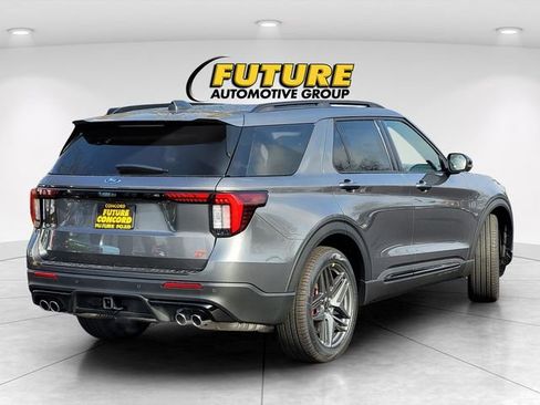 New 2026 Ford Explorer ST w/ Sun And Sound Package image 6
