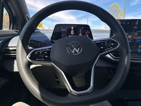 New 2026 Volkswagen ID.4 Pro S Plus AWD/4WD image 7