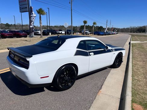 Certified 2023 Dodge Challenger R/T Scat Pack w/ T/A Package image 3