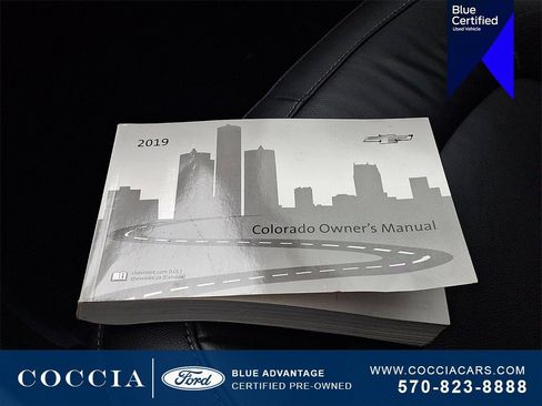 Used 2019 Chevrolet Colorado Z71 w/ Z71 Midnight Edition image 24