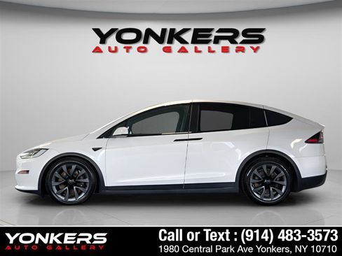 Used 2023 Tesla Model X Plaid AWD/4WD image 5