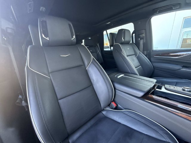 Certified 2024 Cadillac Escalade Premium Luxury w/ LPO, Floor Liner Package AWD/4WD image 53