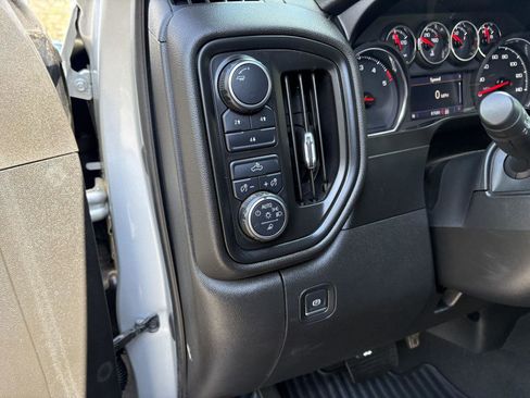 Certified 2021 Chevrolet Silverado 2500 Custom w/ Custom Value Package AWD/4WD image 27