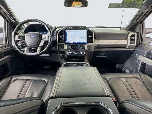 Used 2022 Ford F350 Platinum image 30