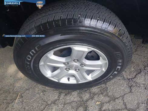Used 2019 Jeep Wrangler Unlimited Sport S AWD/4WD image 21