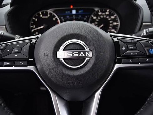 New 2025 Nissan Altima 2.5 SL image 21