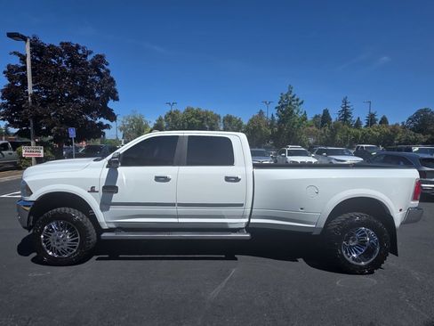 Used 2017 RAM 3500 Laramie Longhorn AWD/4WD image 4