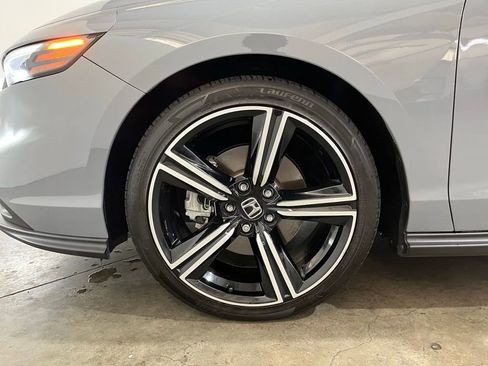 Used 2023 Honda Accord Sport image 16