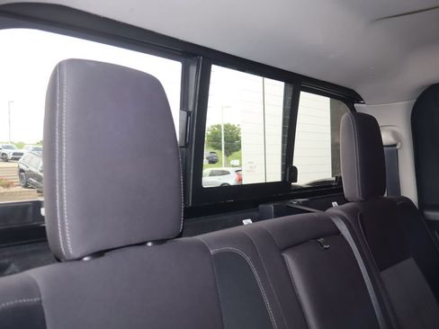 Used 2021 Nissan Titan SV w/ SV Convenience Package AWD/4WD image 36