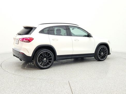 Certified 2022 Mercedes-Benz GLA 250 4MATIC image 5