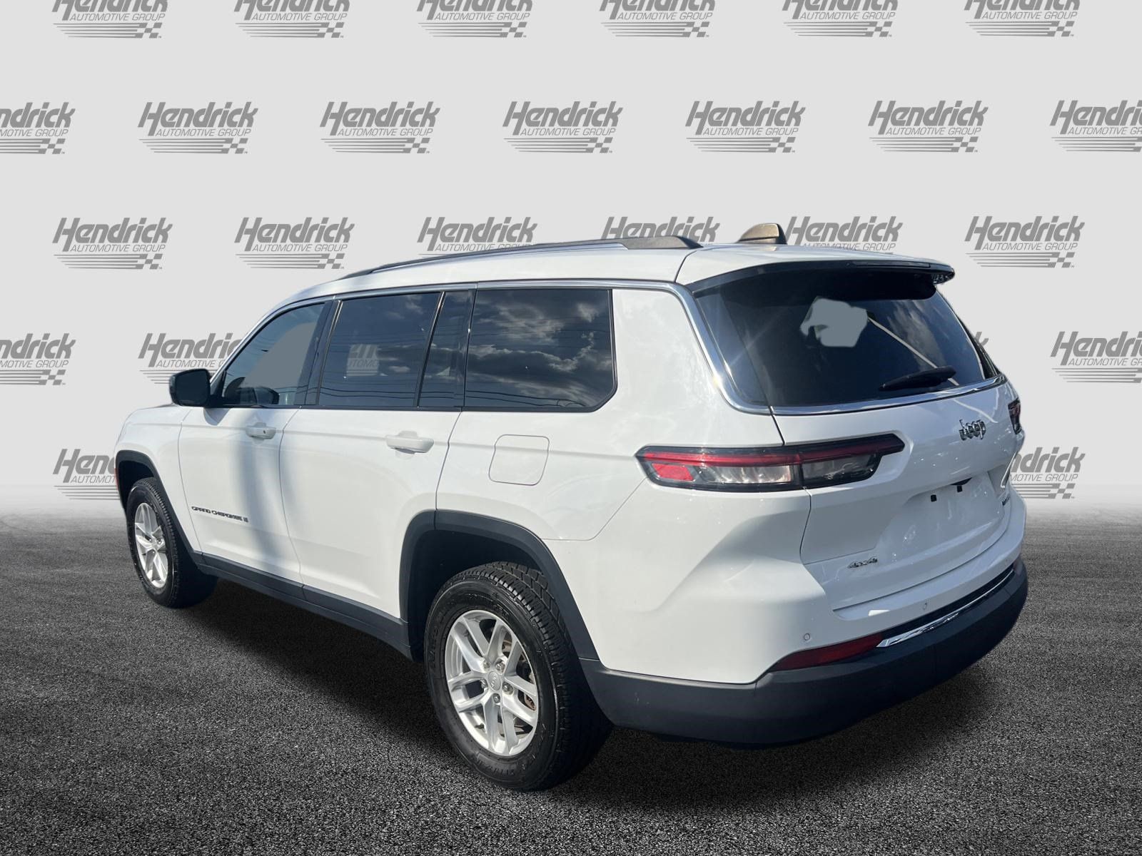 Used 2023 Jeep Grand Cherokee L Laredo AWD/4WD image 8