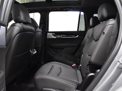 New 2025 Cadillac XT6 Premium Luxury w/ LPO, Floor Liner Package AWD/4WD image 4