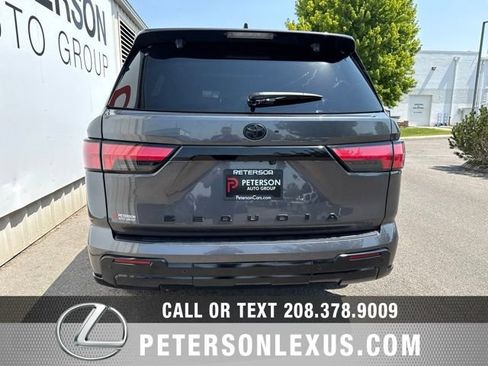 Used 2024 Toyota Sequoia Platinum AWD/4WD image 5