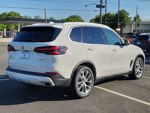 Certified 2025 BMW X5 xDrive40i w/ Premium Package AWD/4WD image 6