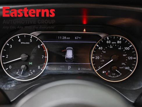 Used 2024 Nissan Rogue S AWD/4WD image 18