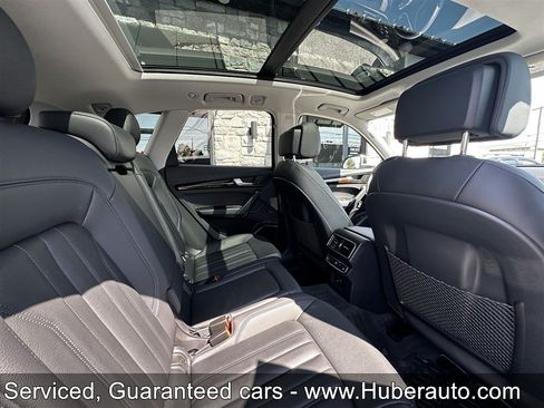 Used 2018 Audi Q5 2.0T Premium Plus w/ Premium Plus Package AWD/4WD image 16