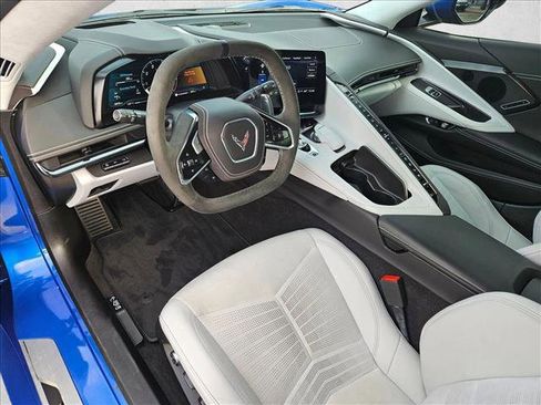 Used 2023 Chevrolet Corvette Stingray Premium Conv w/ Z51 Performance Package image 10