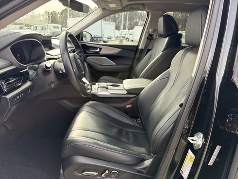 Certified 2023 Acura MDX FWD w/ Technology Package image 7