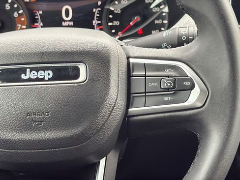 Used 2024 Jeep Compass Latitude AWD/4WD image 22