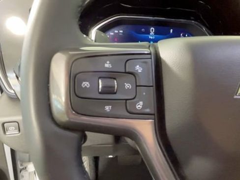 Used 2023 Chevrolet Silverado 1500 High Country w/ High Country Premium Package AWD/4WD image 23