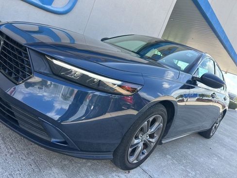 Used 2023 Honda Accord EX image 4