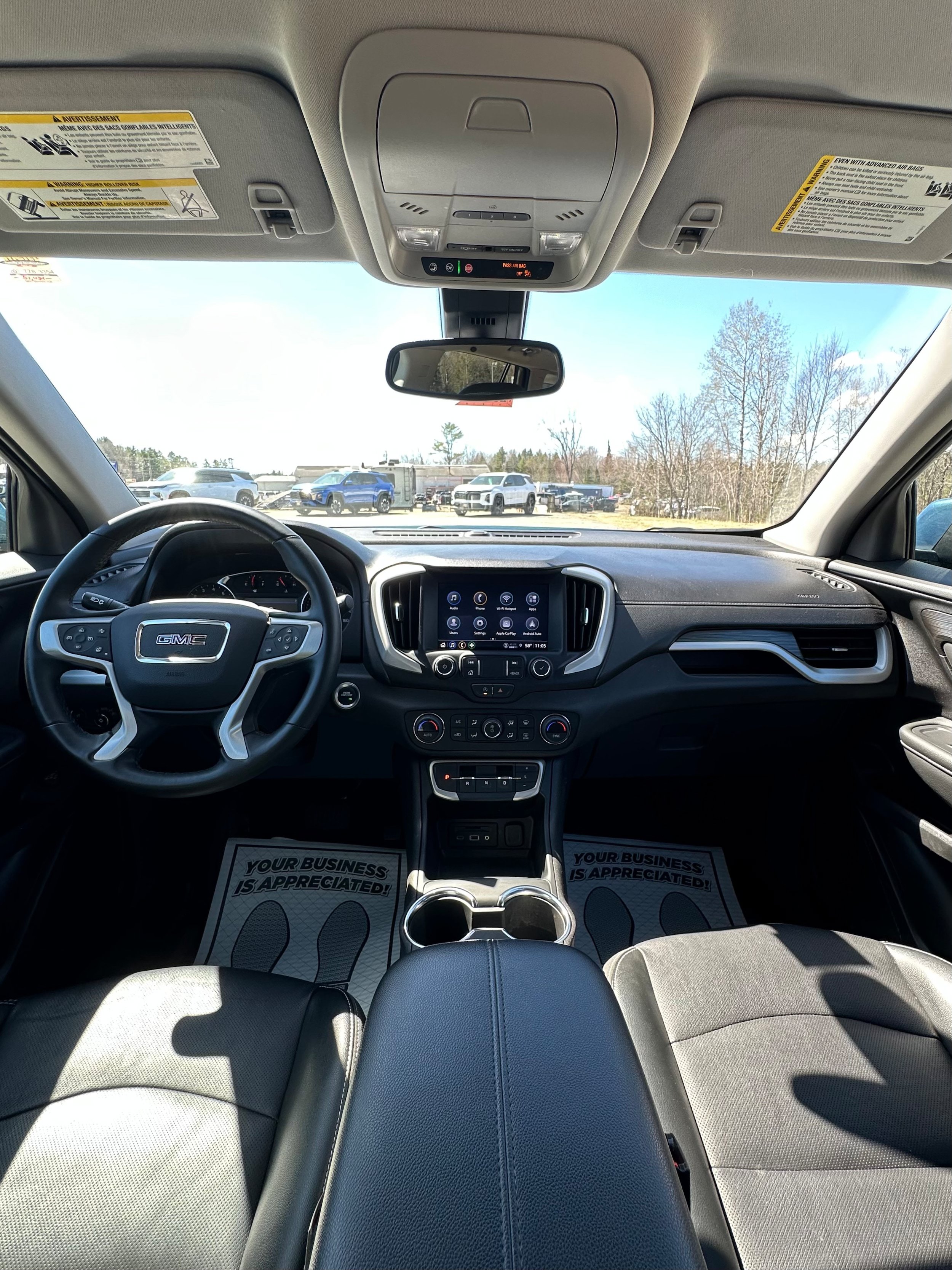 Used 2024 GMC Terrain SLT AWD/4WD image 20