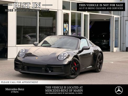 Used 2024 Porsche 911 Targa 4 GTS AWD/4WD image 2