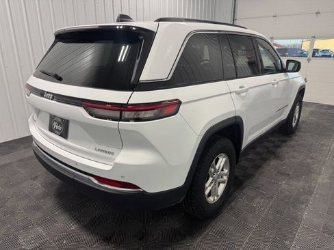 Used 2023 Jeep Grand Cherokee Laredo w/ Luxury Tech Group I image 4