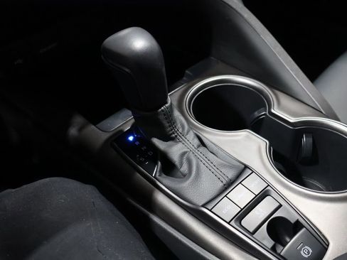 Used 2023 Toyota Camry SE image 28