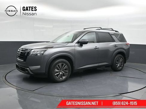 Certified 2023 Nissan Pathfinder SV w/ Black Appearance Package AWD/4WD image 6
